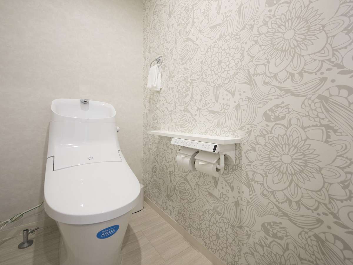 全客室｜お手洗いも各客室にございます。