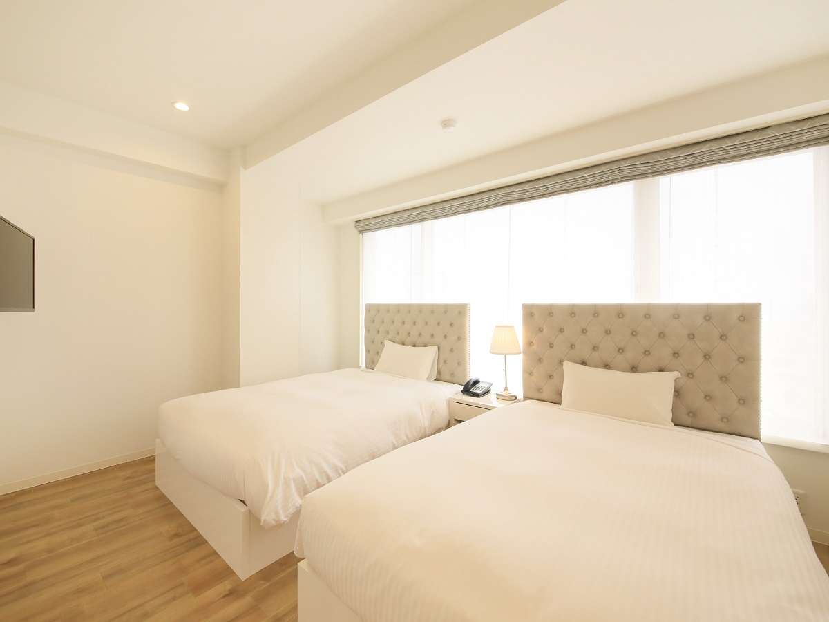 [ペット可・デラックスルーム]ふかふかベッドで一日の疲れを癒してください。