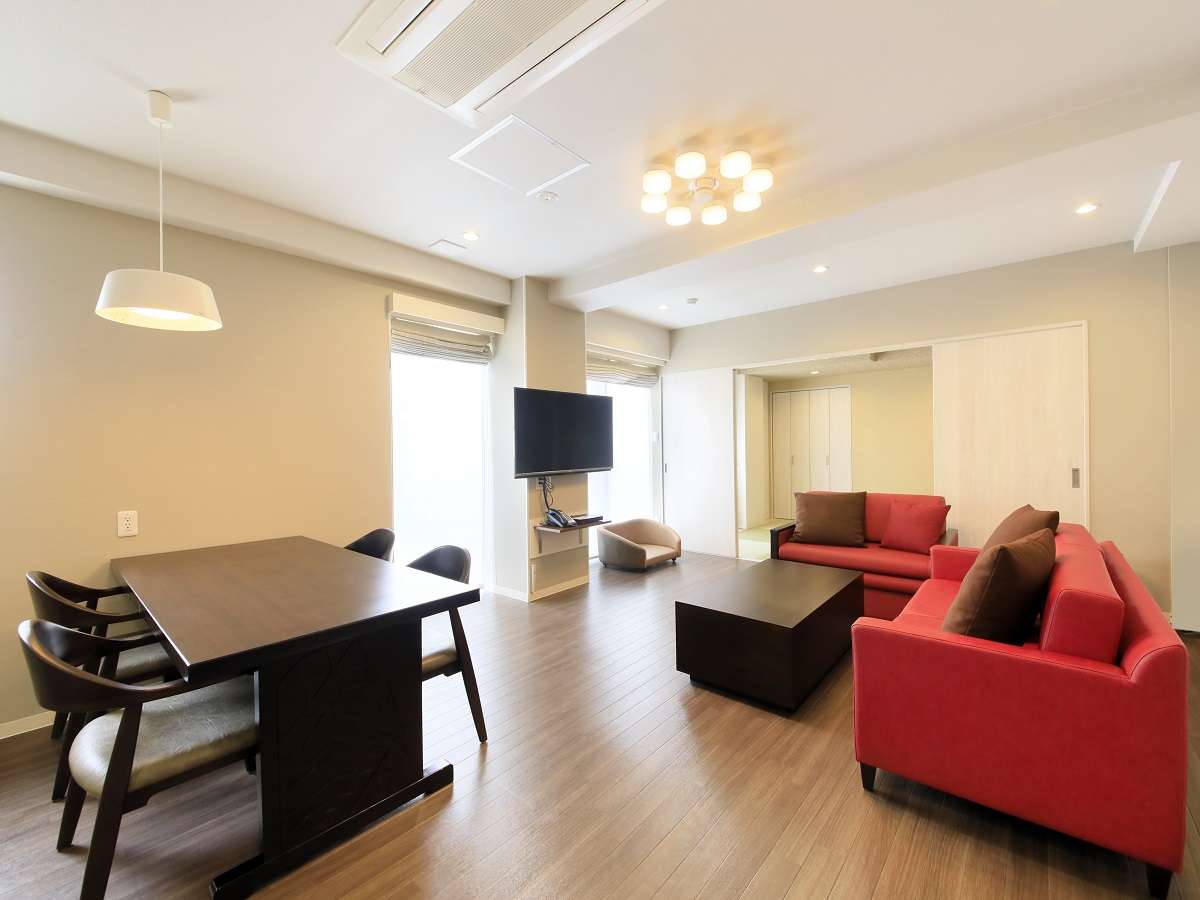 ペット可・スタンダードルーム一例｜広々客室はカップルからご家族までゆっくりお過ごしいただけます。