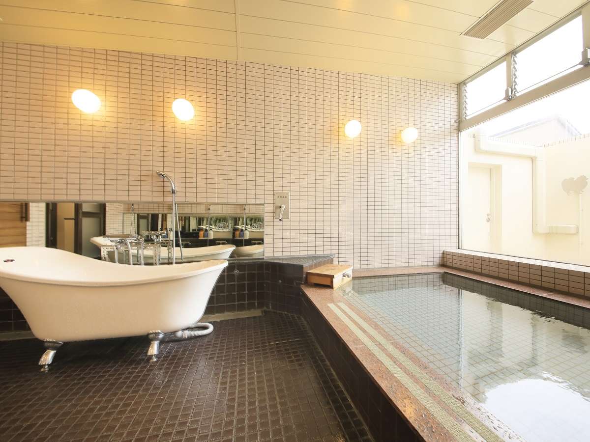 貸切風呂｜わんちゃん専用バスタブをご用意！※要予約／最大90分(混雑時60分)3300円