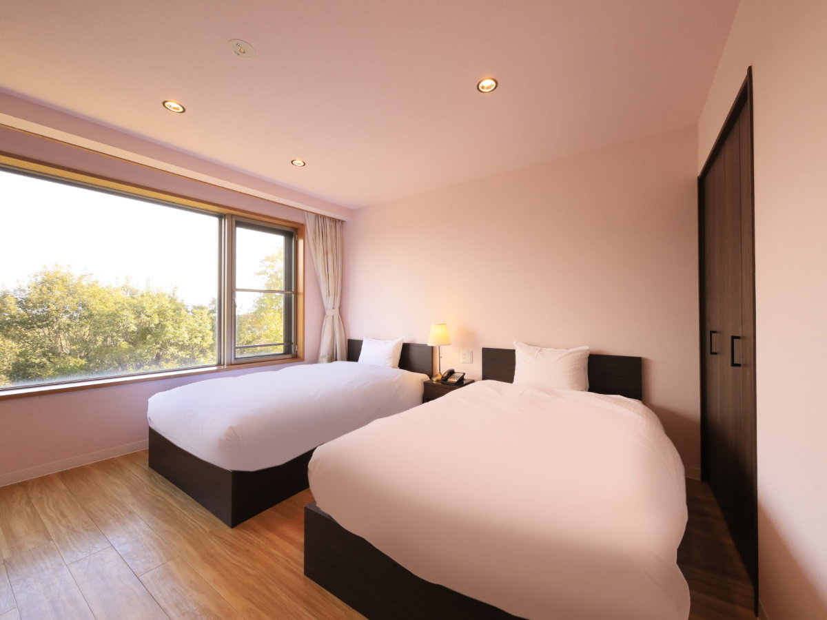 【スタンダードルーム一例】スタンダードルームの寝室は全て洋室でのご用意となります。