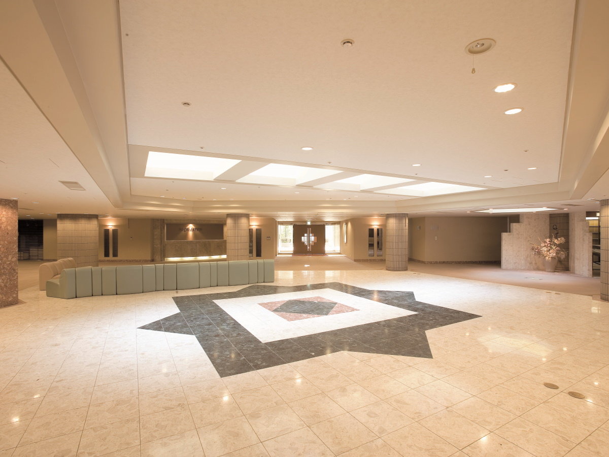 【館内ロビー】