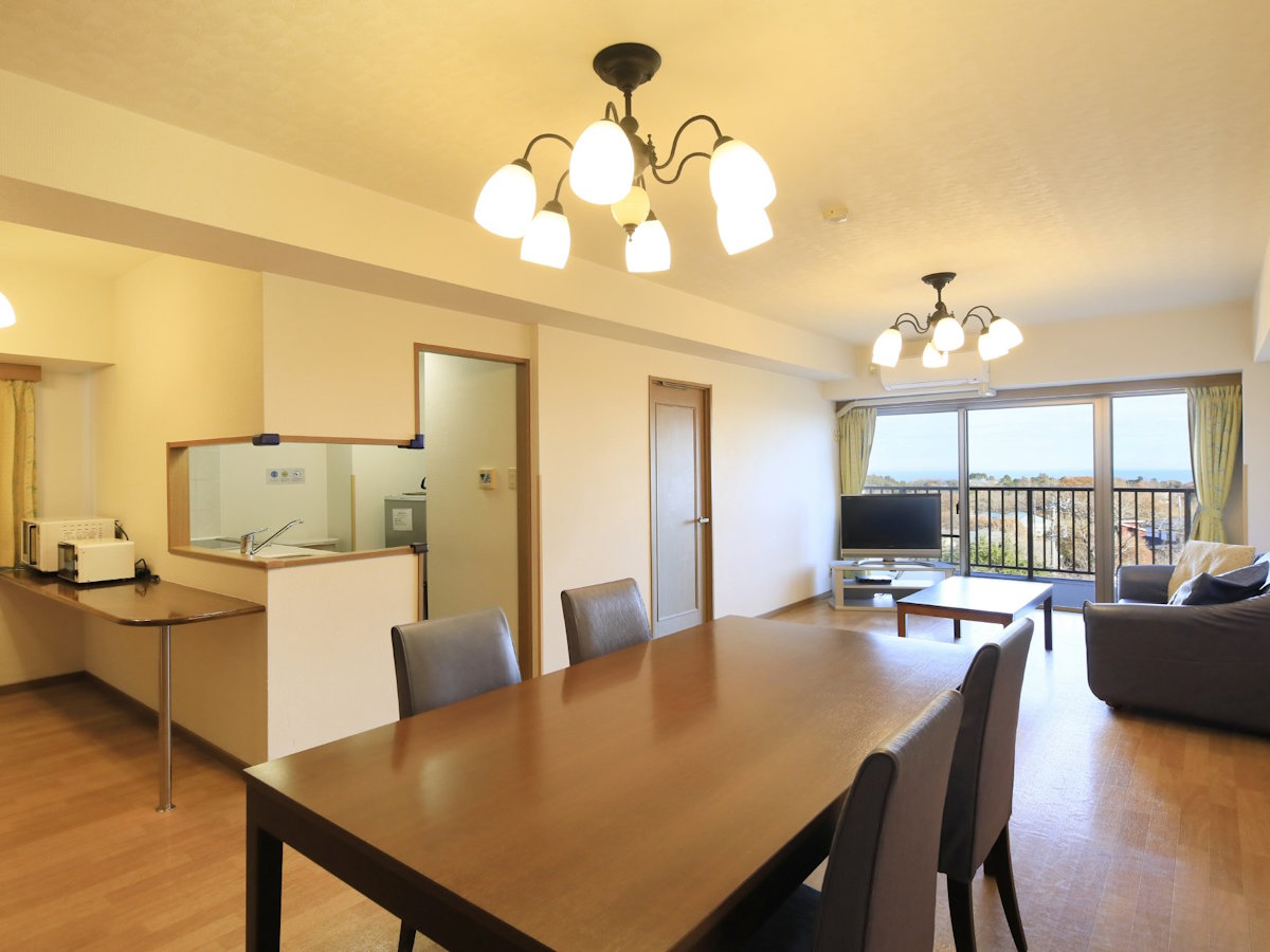 【ペット可・スタンダードルーム一例】1LDKまたは2LDKの客室。4名まで