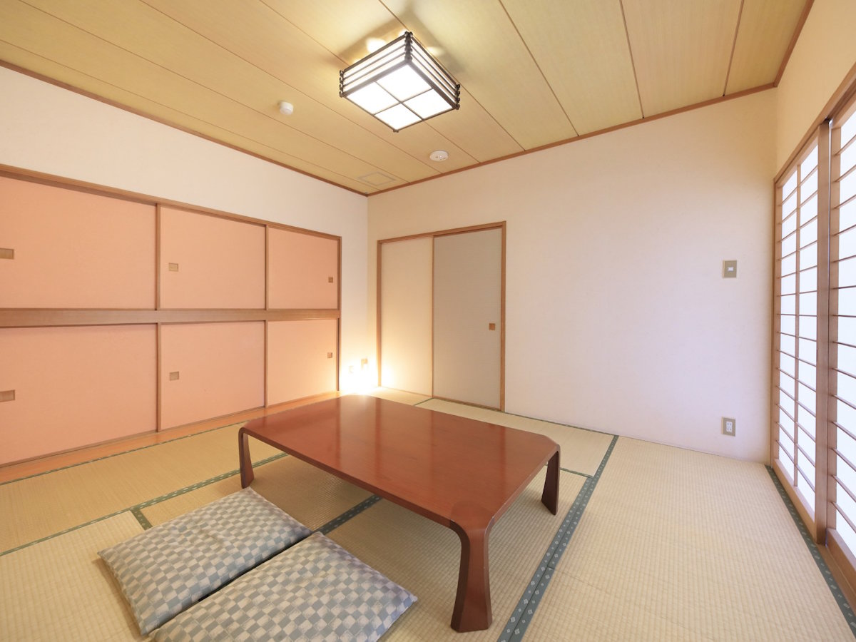 【ペット可・スタンダードルーム一例】和室は落ち着いた雰囲気です。※間取りのご指定不可。