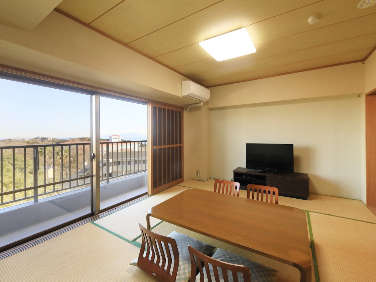 【スタンダードルーム一例】和室がございますので、小さなお子様がいても安心です。