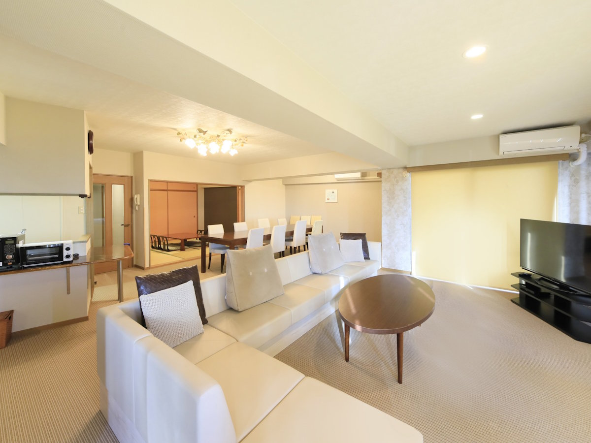 【グランドルーム一例】広々とした空間で、別荘ライフを満喫いただけます。