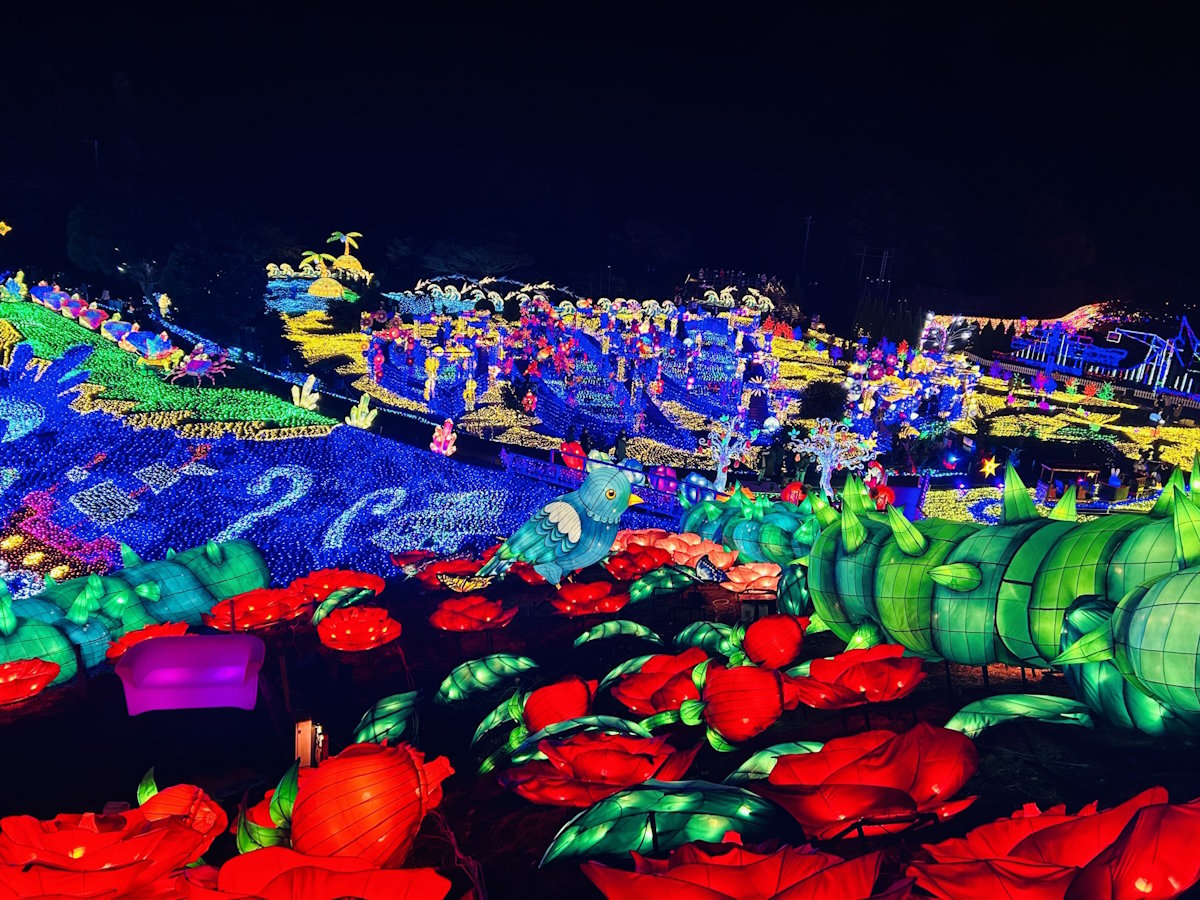 【伊豆高原グランイルミ】美しいイルミネーションが楽しめます（当館より車で約２分）