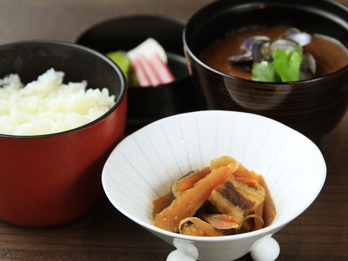夕食（イメージ）