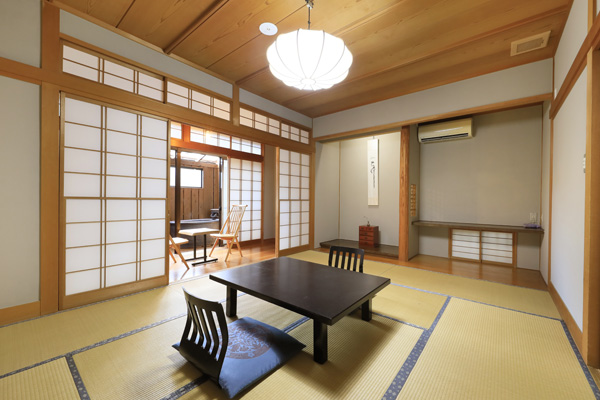 温泉半露天風呂付き和室