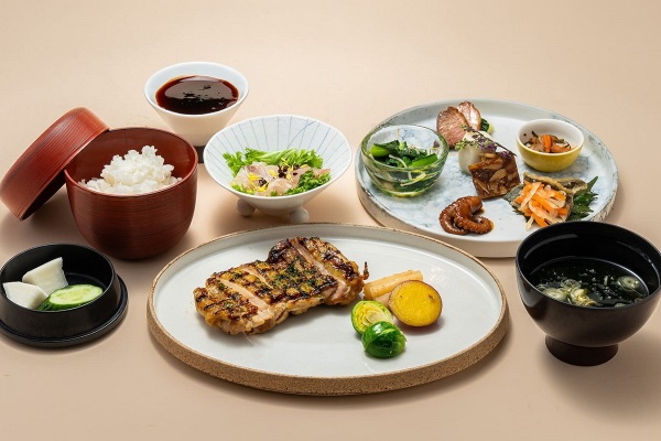 夕食（イメージ）