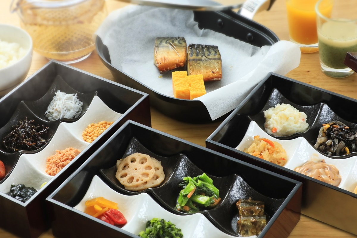 朝食