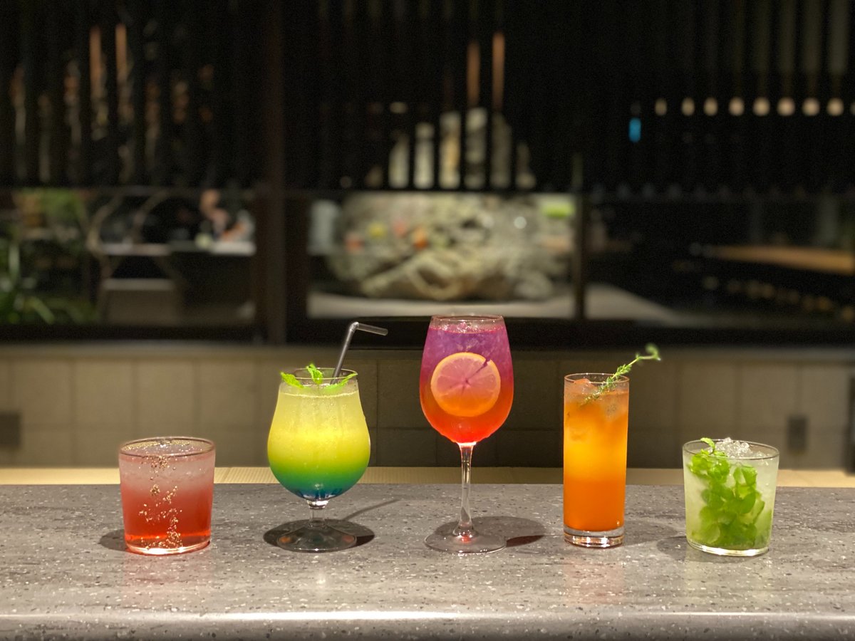 cafe & bar oku