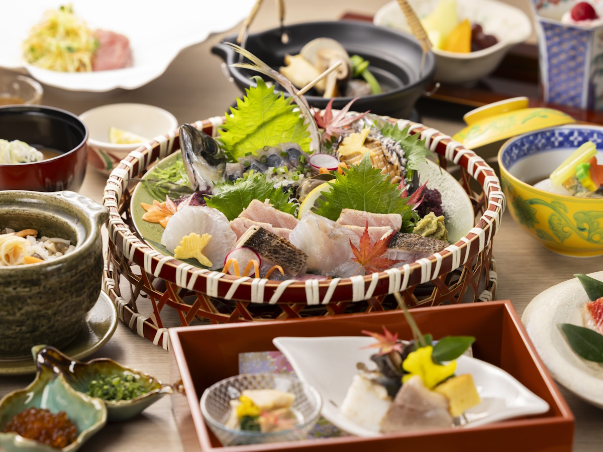ダイニング「MIRAI」料理一例