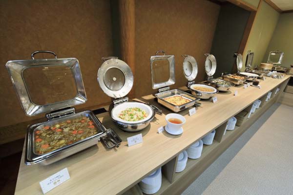 夕食ビュッフェ