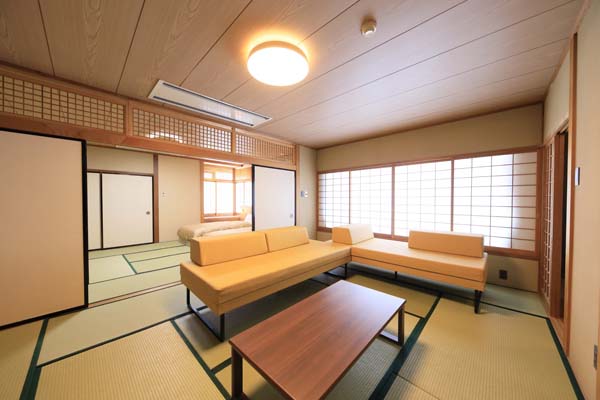 特別和室ツインベッド