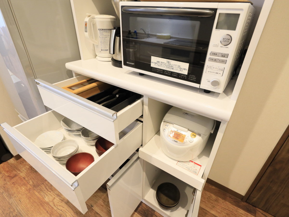 【客室備品】全室コンドミニアムタイプで、暮らせる設備が満載。※コーヒーメーカーは有料