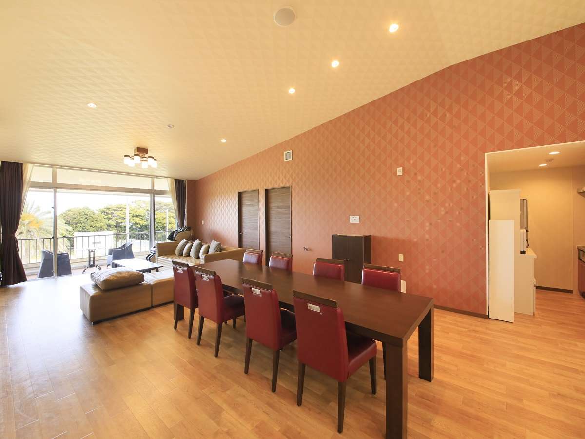 【ペット可・グランドルーム一例】３ベッドルームを備えた８名定員のお部屋。当館で一番広いお部屋です。