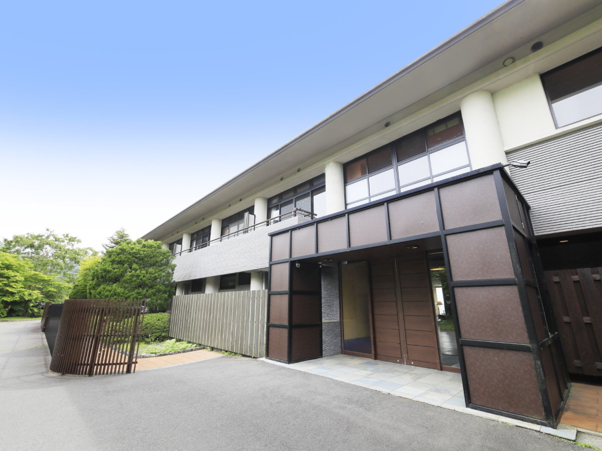【外観】当館は箱根外輪山を見渡せる箱根屈指のロケーションです！