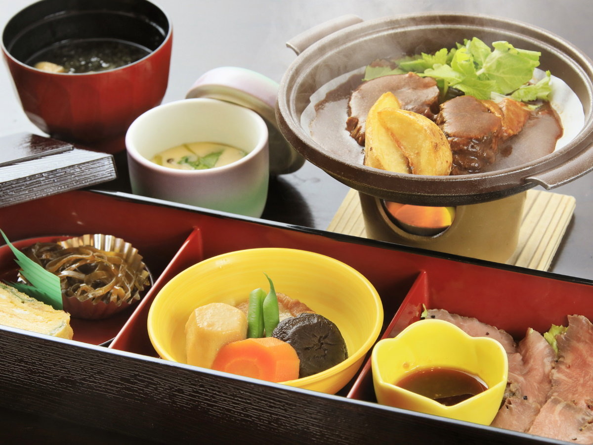 【ご夕食】「福風」さん自慢のビーフシチュー御膳