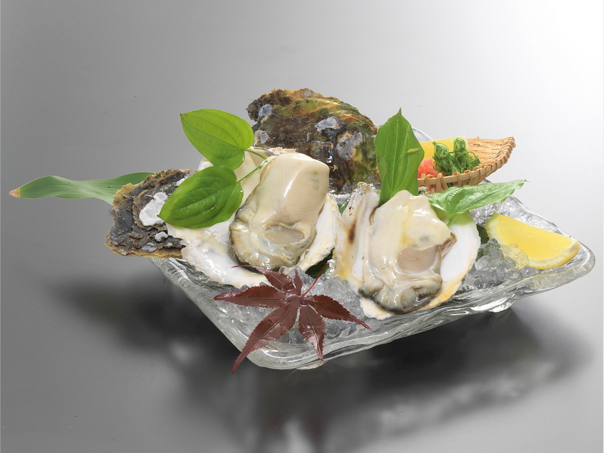 夏季限定【天然物の岩牡蠣】