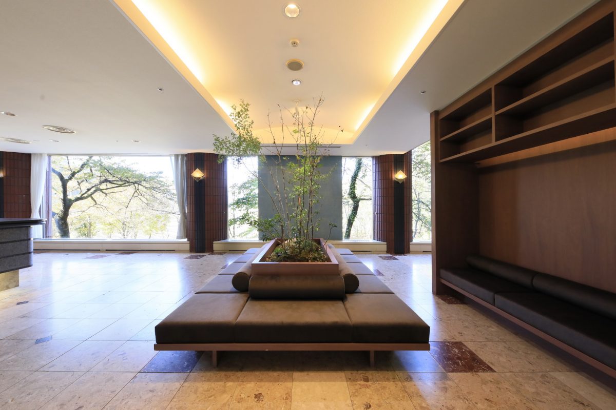 ロビーラウンジ