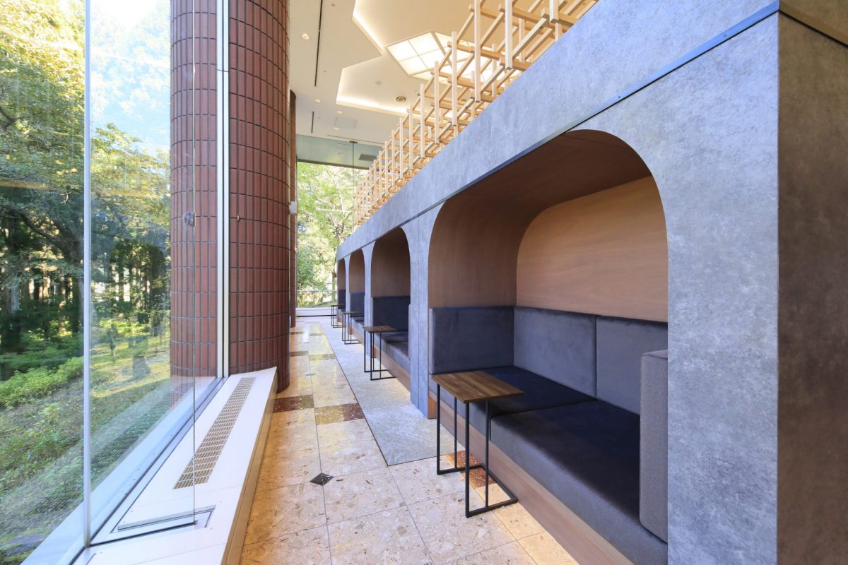 ロビーラウンジ