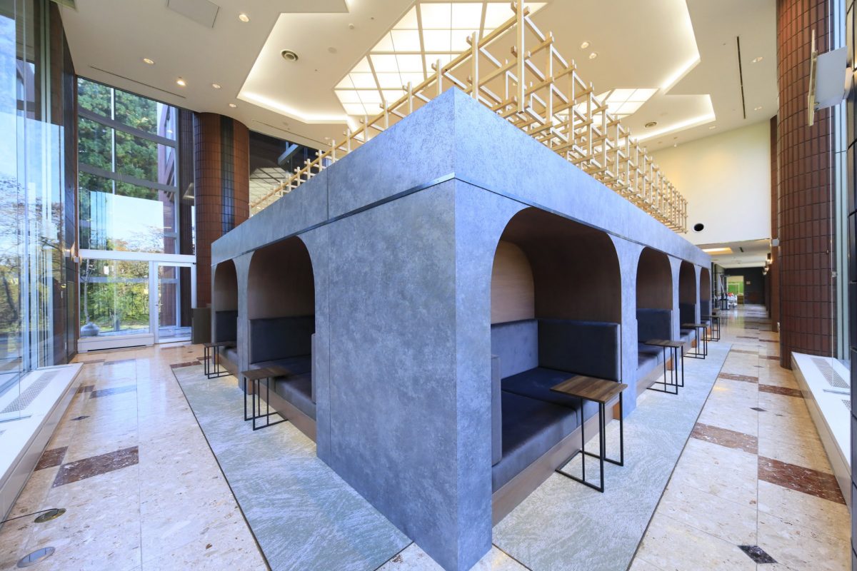 ロビーラウンジ