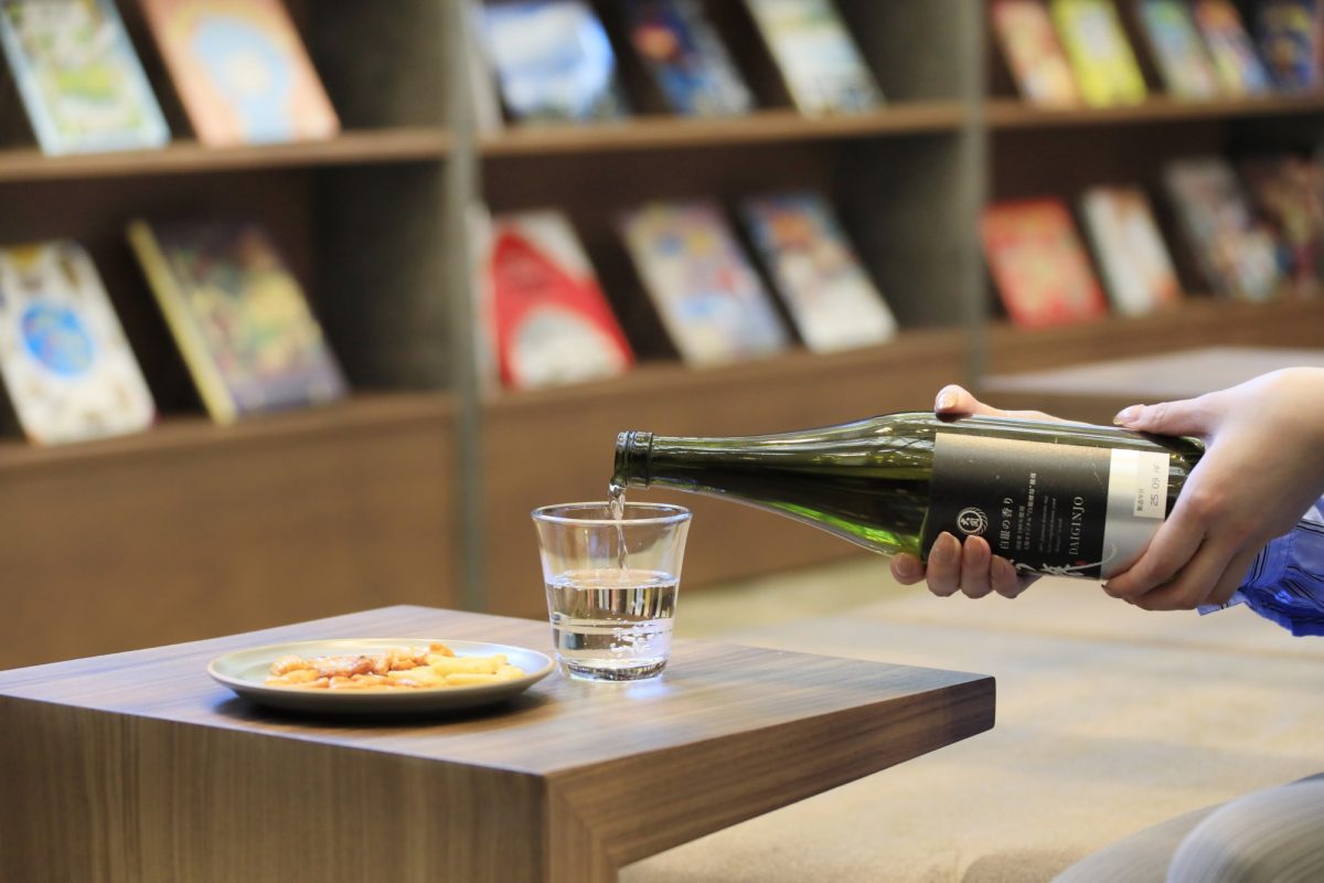 ロビーラウンジ